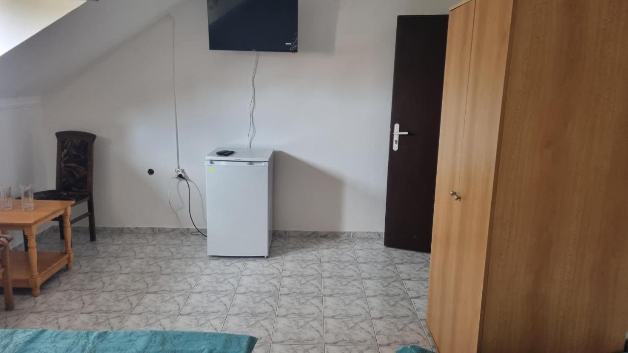 Къща За Гости Пиргос Burgas Exterior foto