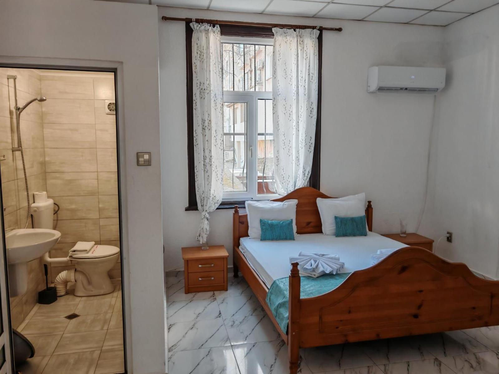 Къща За Гости Пиргос Burgas Exterior foto