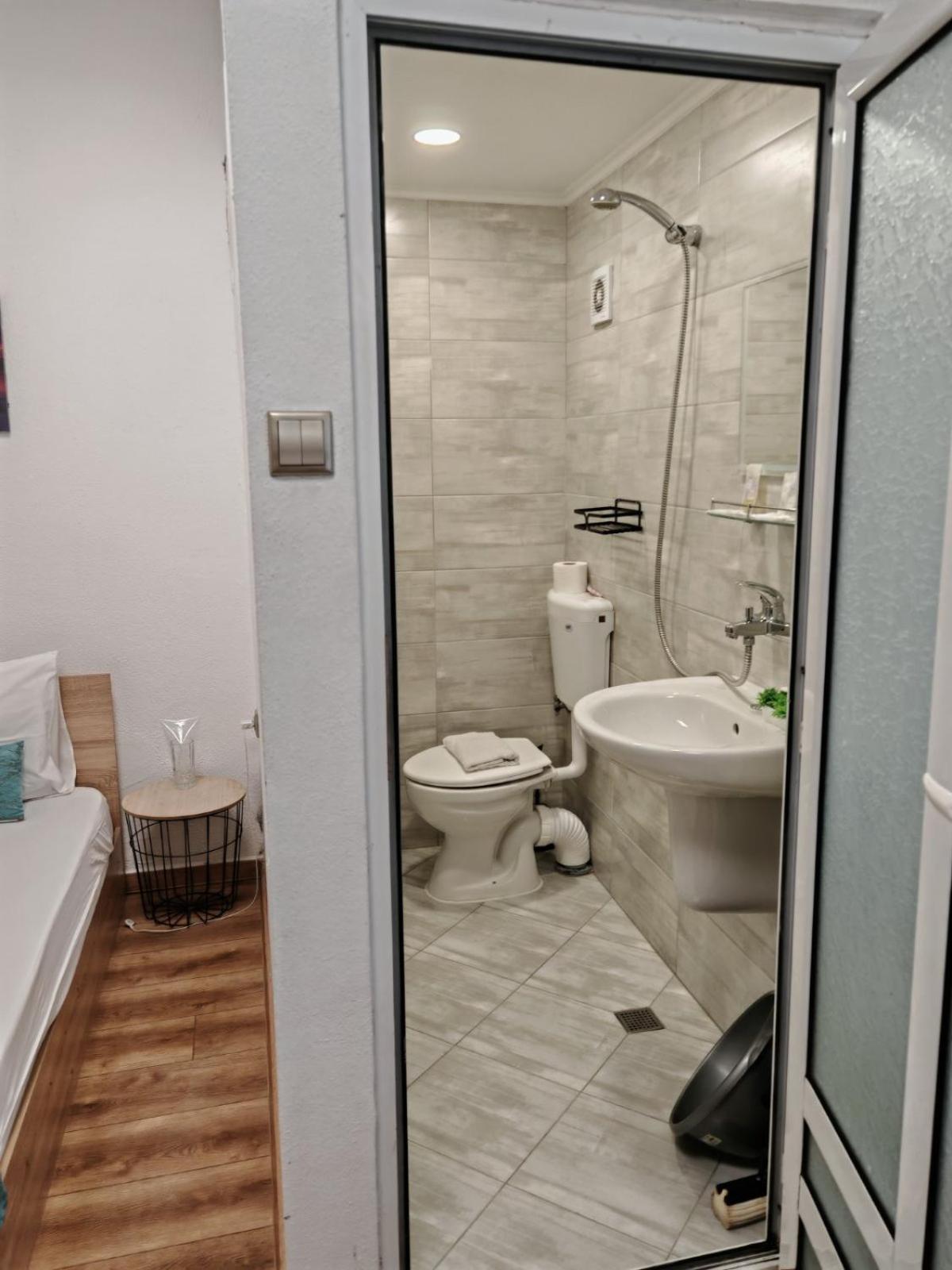 Къща За Гости Пиргос Burgas Exterior foto