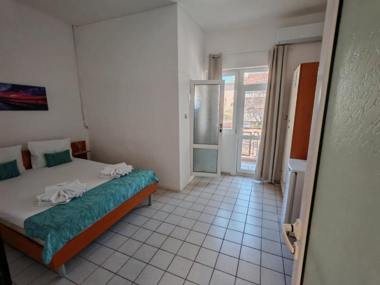Къща За Гости Пиргос Burgas Exterior foto