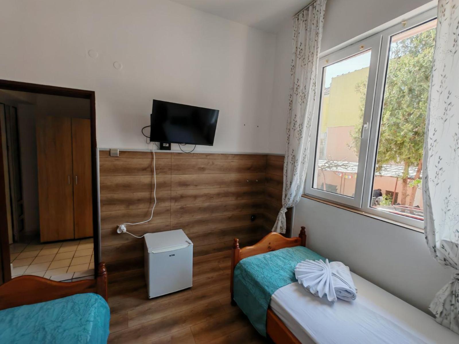 Къща За Гости Пиргос Burgas Exterior foto