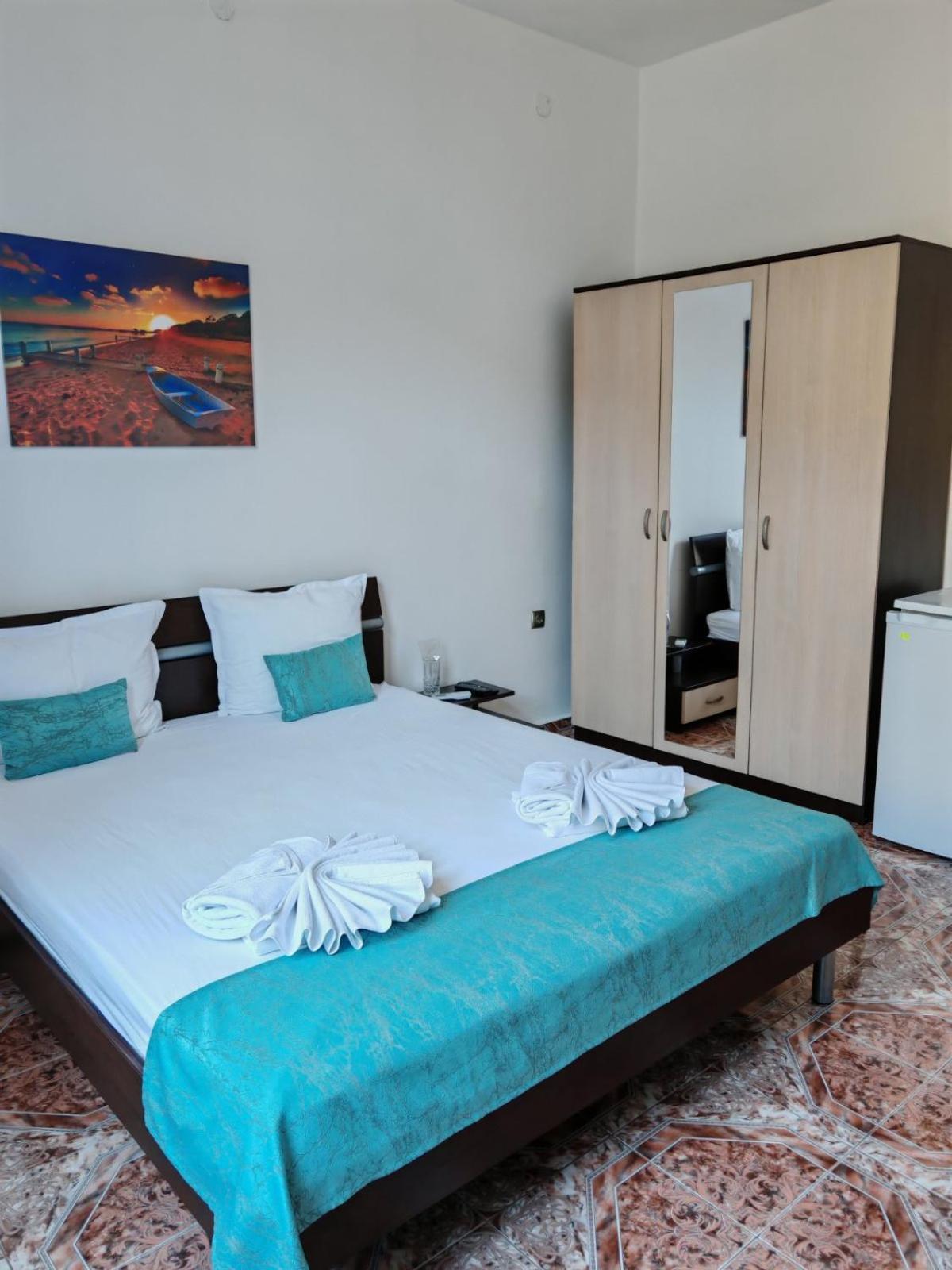 Къща За Гости Пиргос Burgas Exterior foto