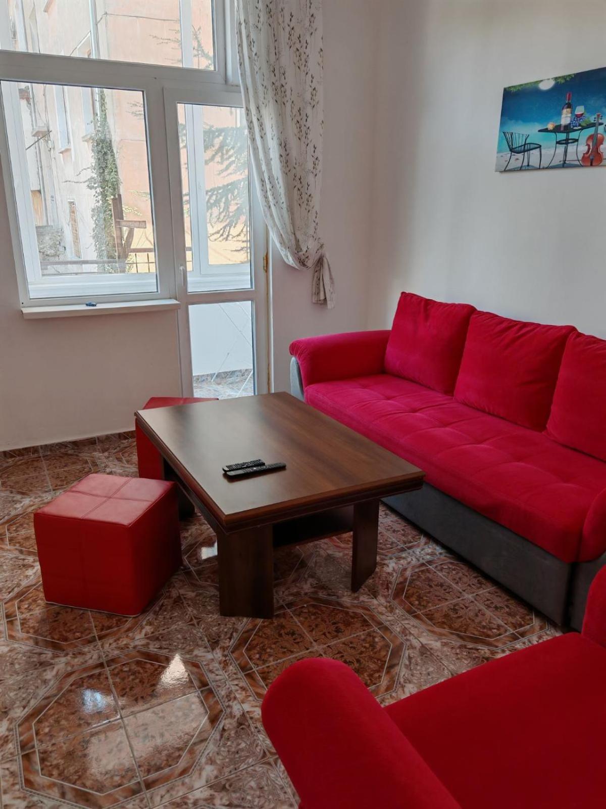 Къща За Гости Пиргос Burgas Exterior foto